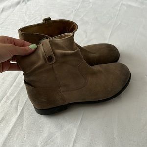 Birkenstock Sarnia booties